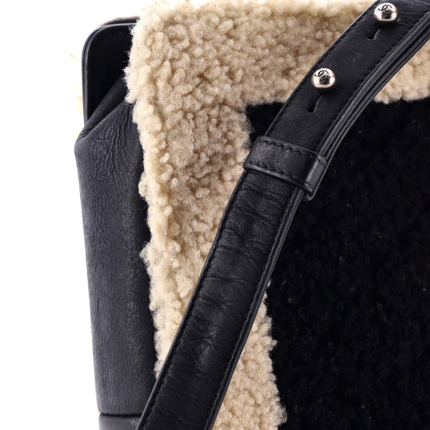 Boy Flap Bag Shearling Old Medium