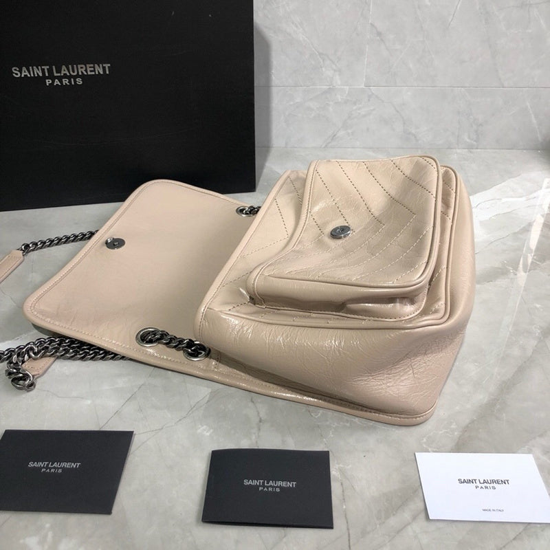 Amelia - YSL Bag - 4050