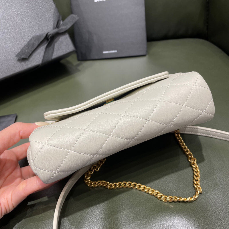 Amelia - YSL Bag - 3759
