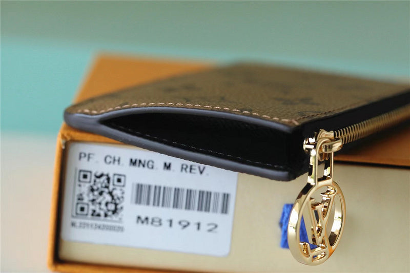 Fan Fashion Lu-Vi bags - 8770
