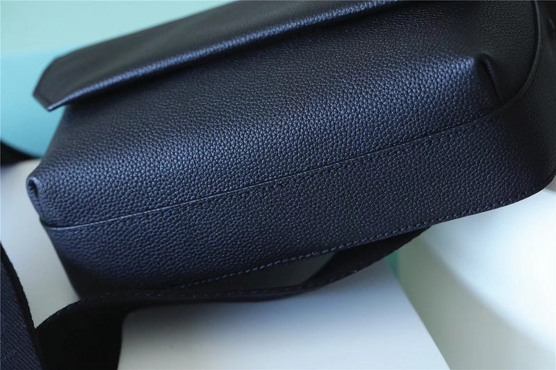 Fan Fashion Lu-Vi bags - 9934