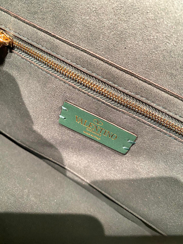 VAL LUXURY BAGS - FOR FASHION LOVERS  AFFORDABLE LUXURY BAGS- 1021