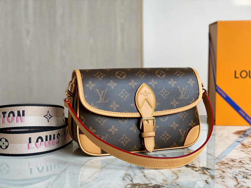 Amelia's Bag Gallery - LOV Bags - 738