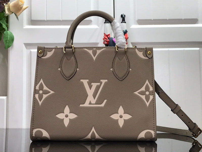 Fan Fashion Lu-Vi bags - 17630