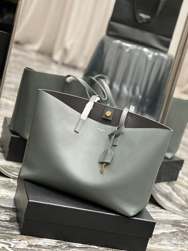 Amelia - YSL Bag - 3943