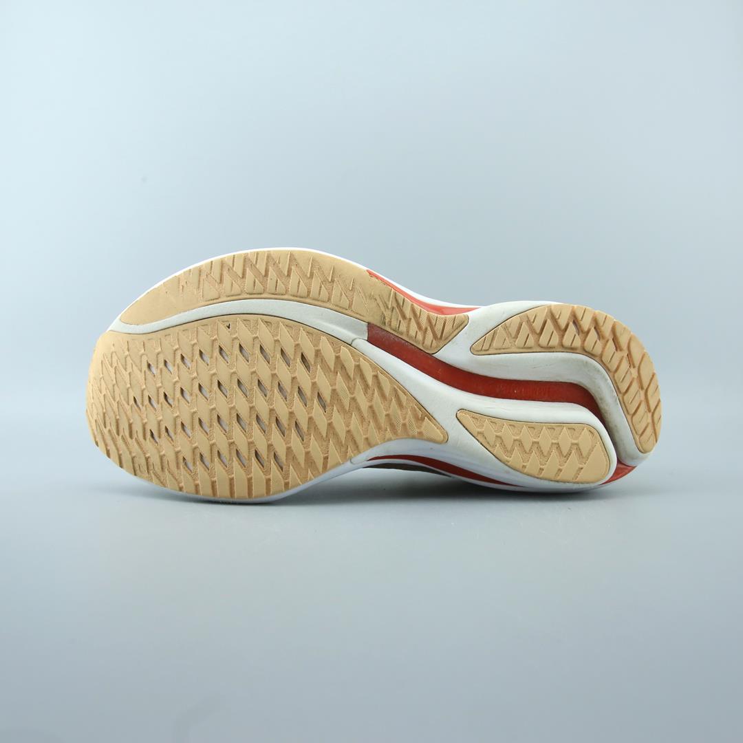 MIZUNO WAVE RIDER 28