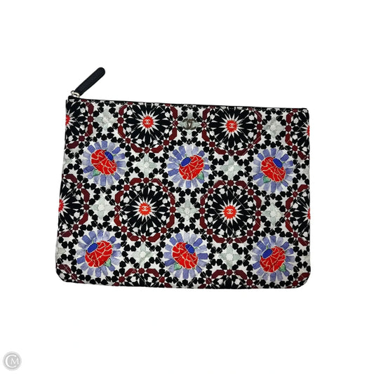 FLASH - 25% OFF Handbag Luxury Designer By Chanel, Size: Medium