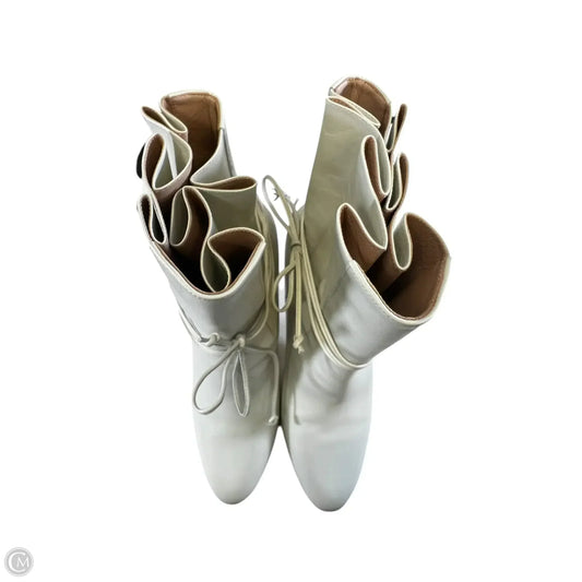 Boots Luxury Designer By Gucci In White, Size: 9