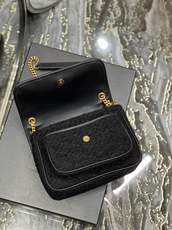 Amelia - YSL Bag - 4221