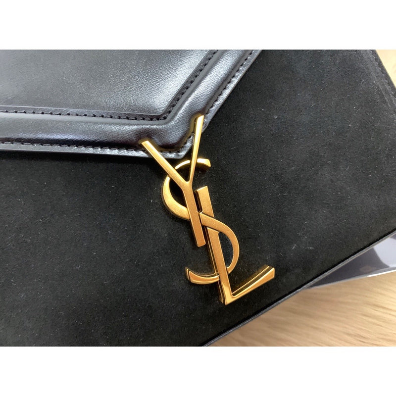 Amelia - YSL Bag - 2200