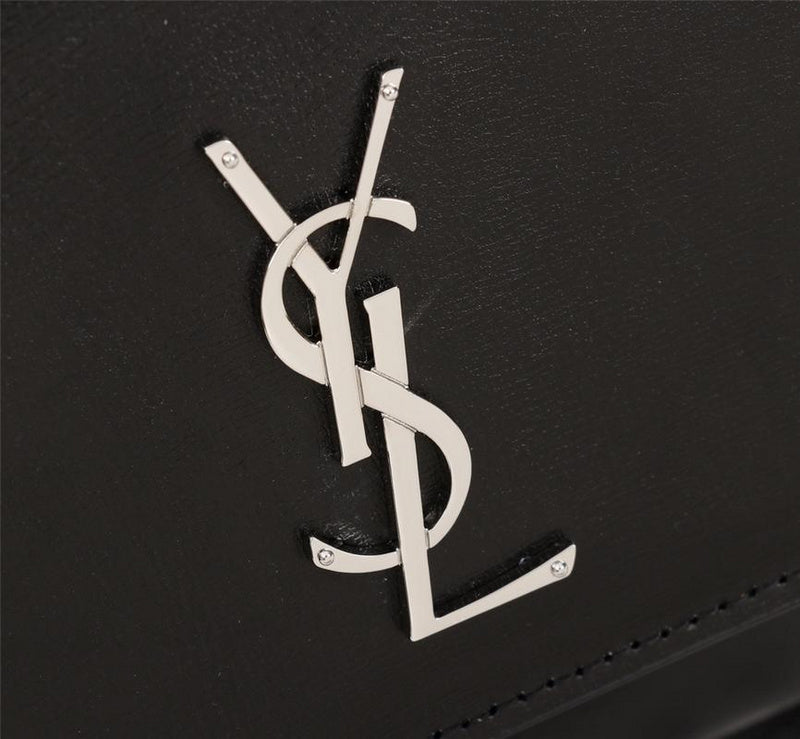 Amelia - YSL Bag - 2533