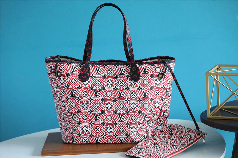 Fan Fashion Lu-Vi bags - 8059