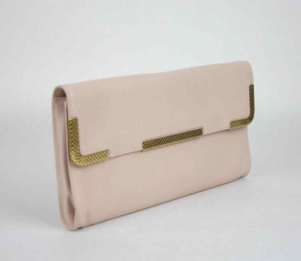 BOTTEGA VENETA Women's Leather Wristlet Clutch Bag  Detail