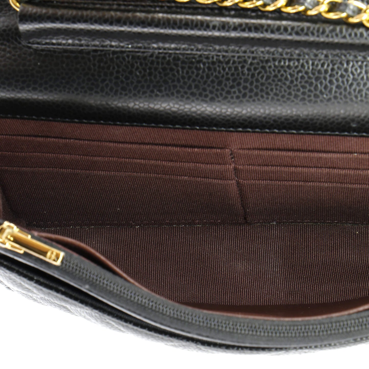 Wallet on Chain Quilted Caviar