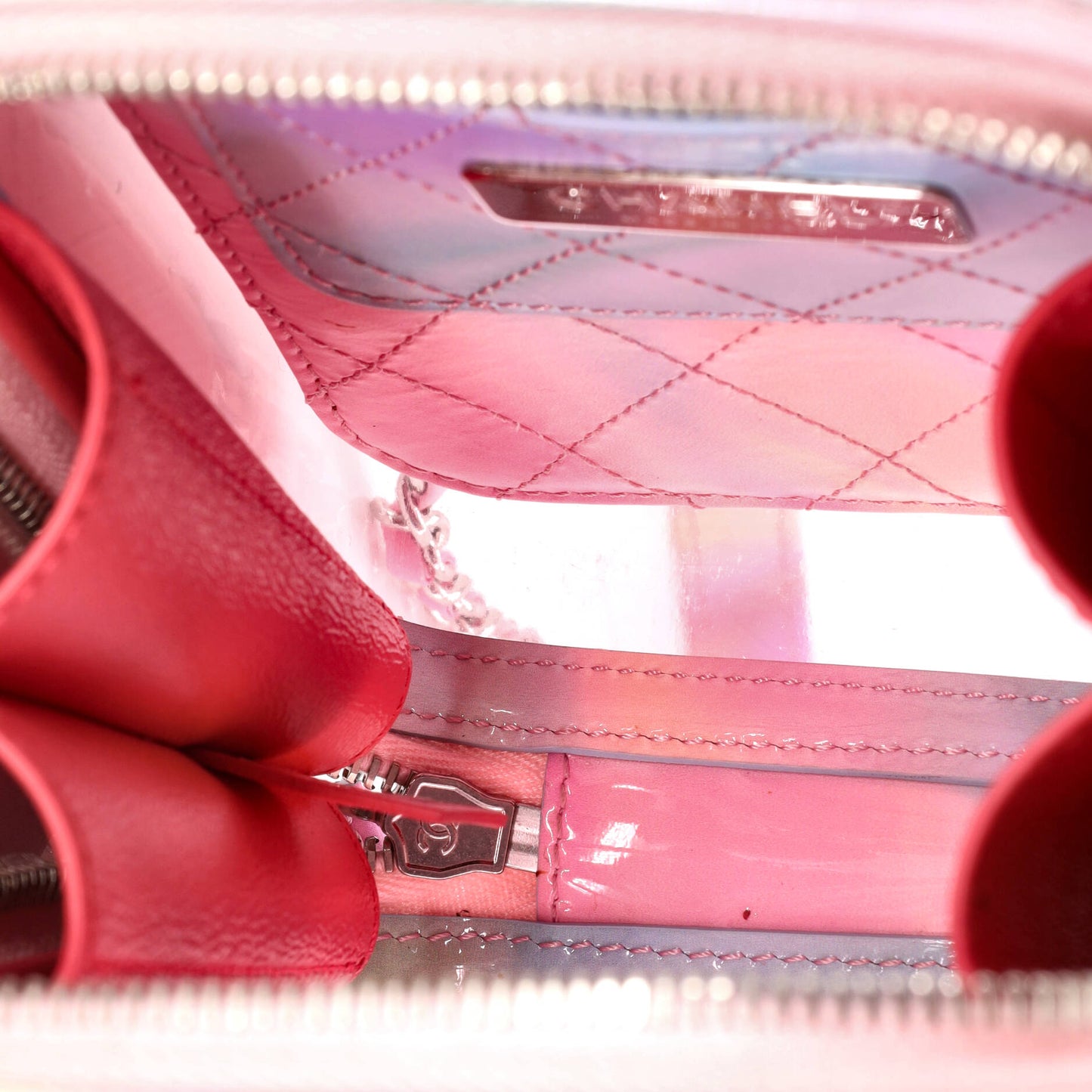 Filigree Vertical Vanity Case PVC with Lambskin