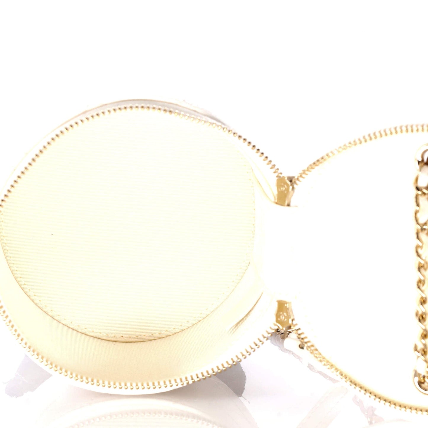CC Round Vanity Case with Chain Quilted Lambskin Mini