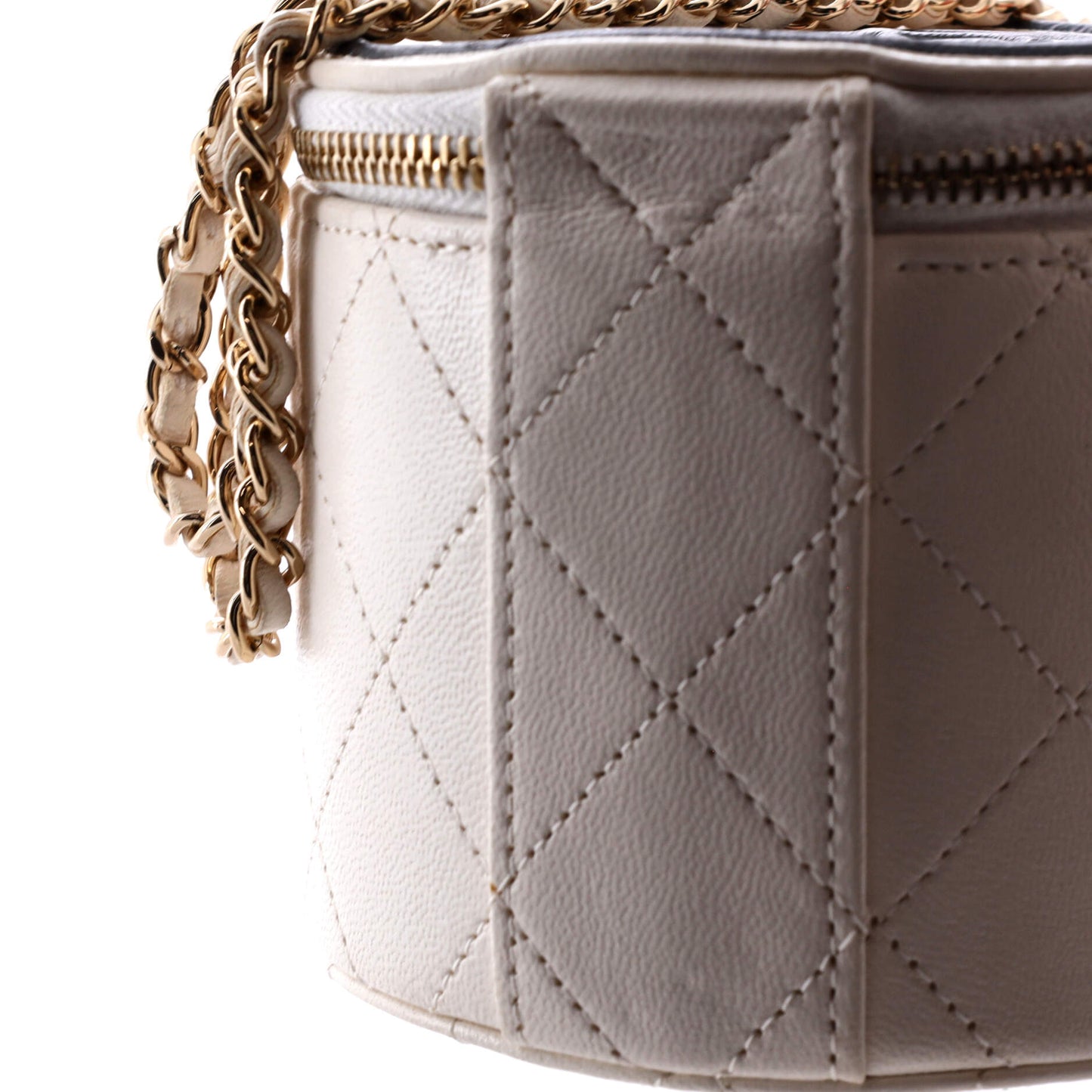 CC Round Vanity Case with Chain Quilted Lambskin Mini