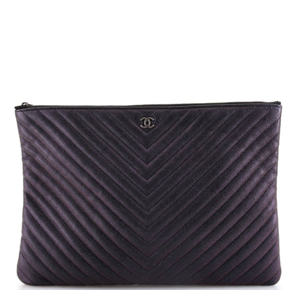 O Case Clutch Chevron Caviar Large