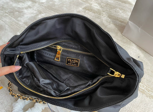 Barnes-Bags - Prada Bags - 822