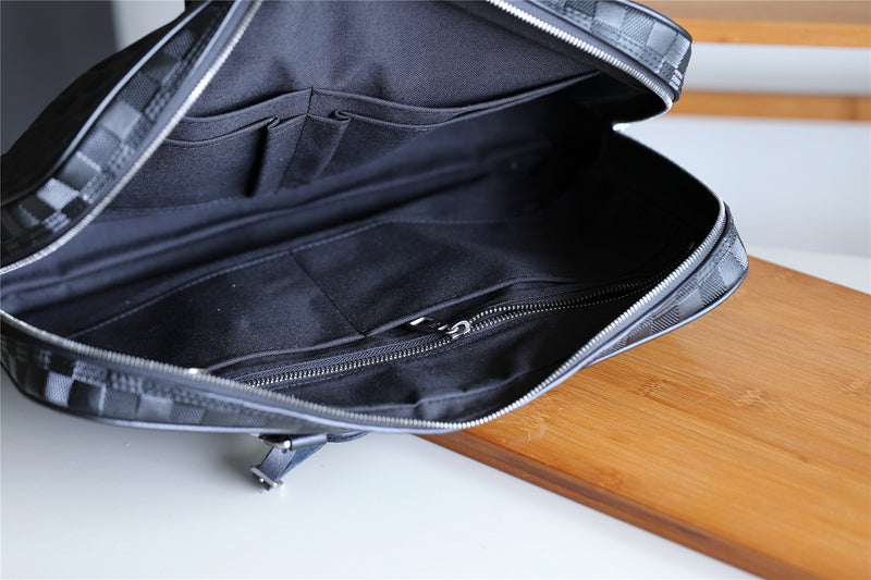 Fan Fashion Lu-Vi bags - 9850