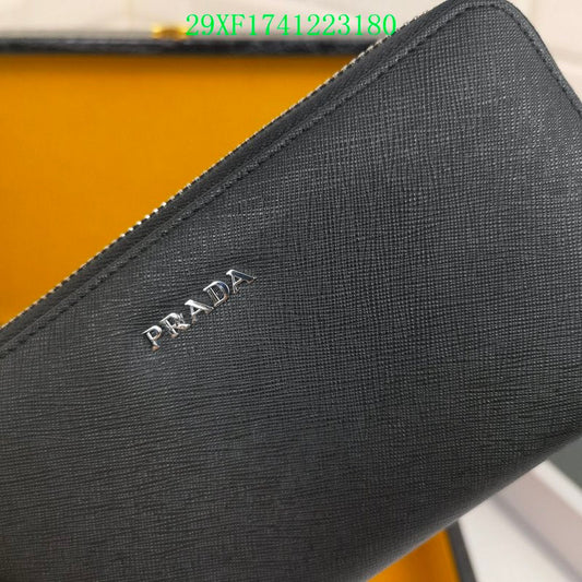 Amelia - PD Wallet - 194
