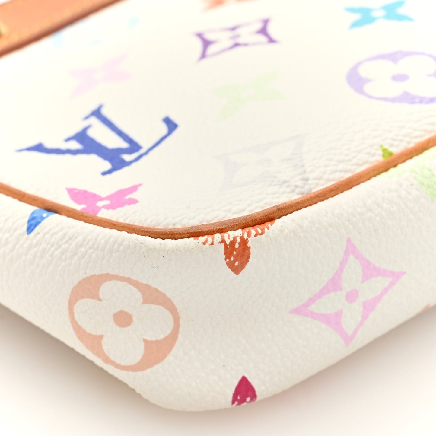 Louis Vuitton Monogram Pochette Accessories White