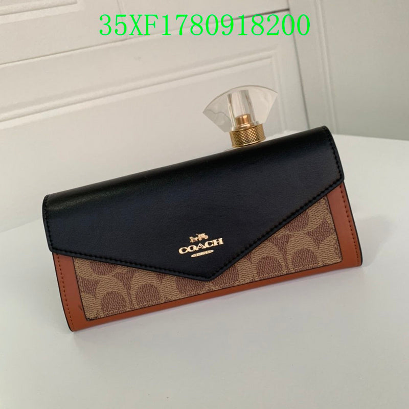 Amelia - CAH Wallet - 084