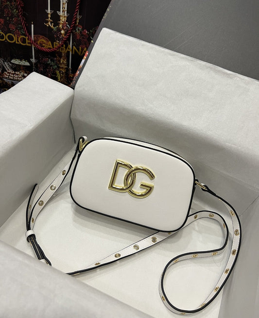 DG Crossbody 3.5 Bag White For Women 7.5in/19AmeliaDG B-Berry - BB 7095AW57680002