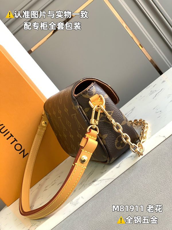 Amelia's Bag Gallery - LOV Bags - 962