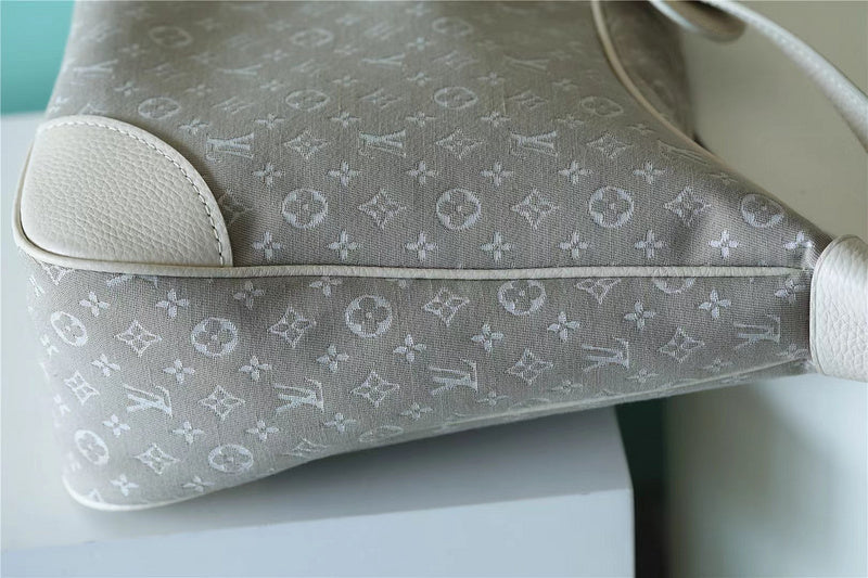 Fan Fashion Lu-Vi bags - 9943