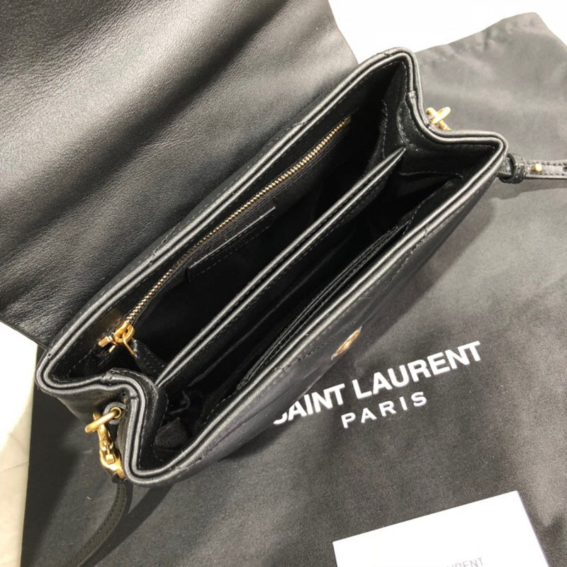 Amelia - YSL Bag - 4030