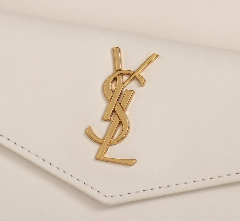 Amelia - YSL Bag - 2935
