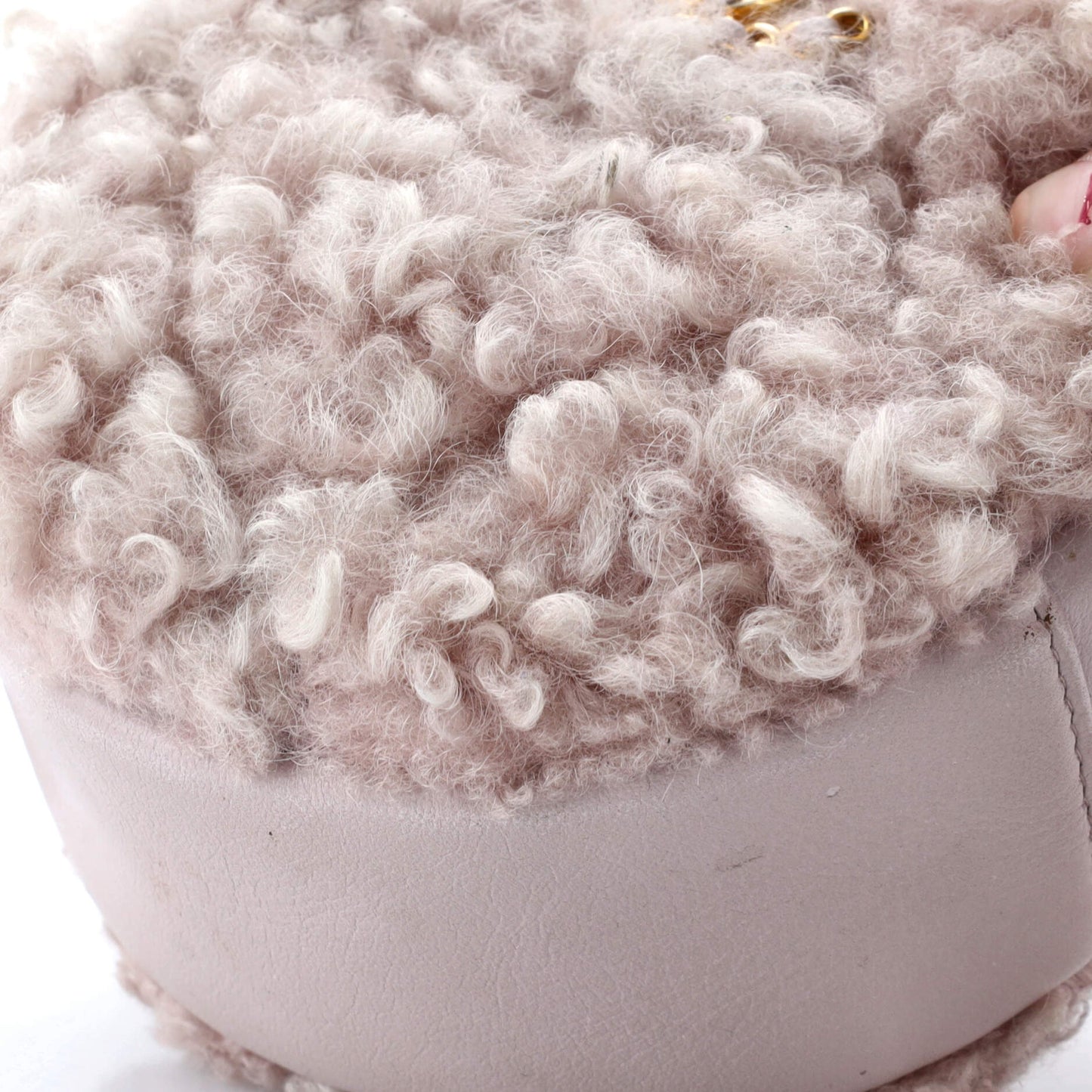 19 Round Clutch with Chain Quilted Shearling