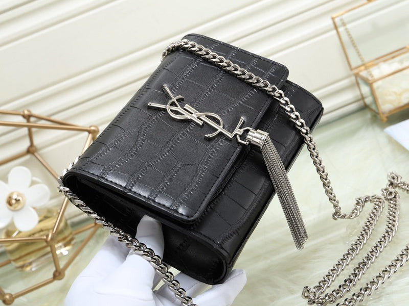 Amelia - YSL Bag - 3557