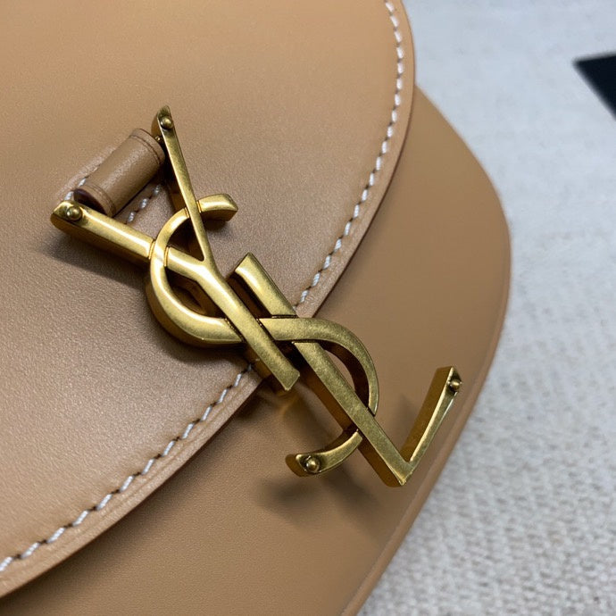 Amelia - YSL Bag - 3691