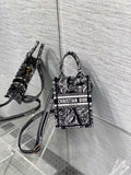 Amelia- DYOR DESIGNER BAGS - 250