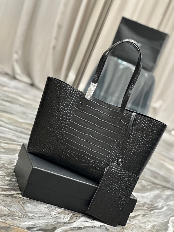 Amelia - YSL Bag - 3943