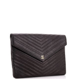 Statement Pouch Chevron Caviar Large