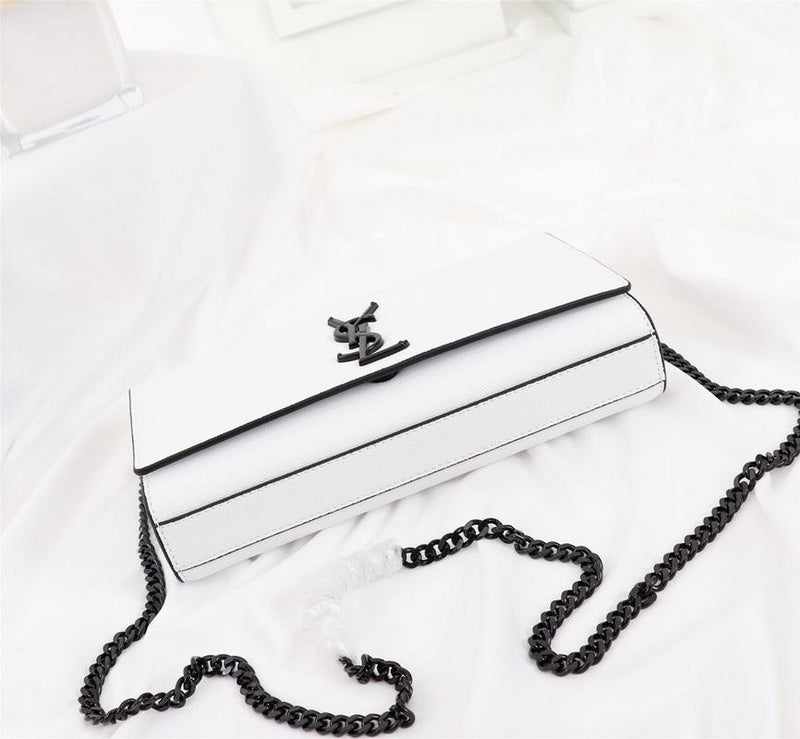 Amelia - YSL Bag - 2567