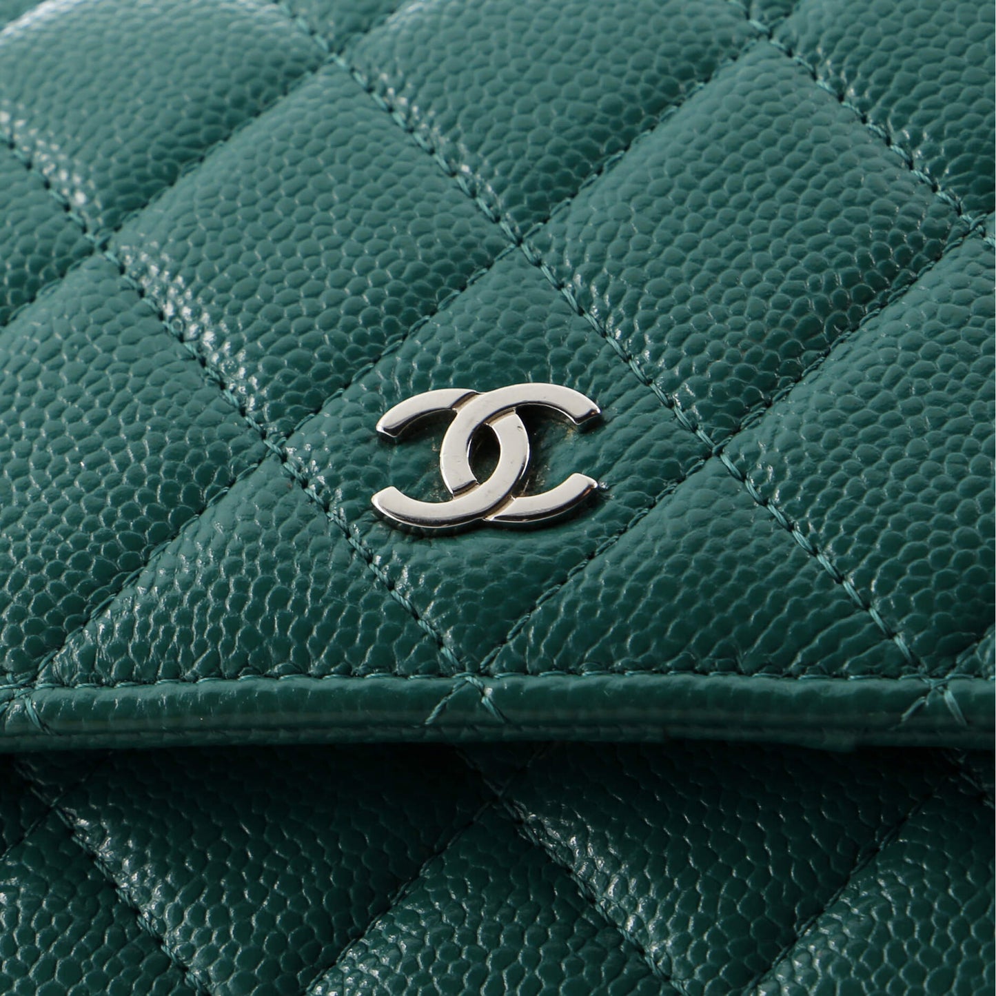 Wallet on Chain Quilted Caviar Mini