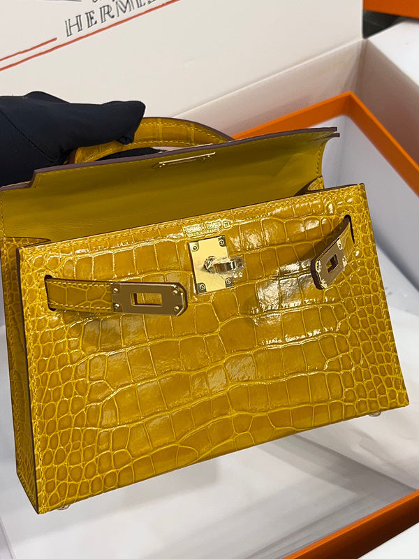 Amelia - HMS Bags - 1456