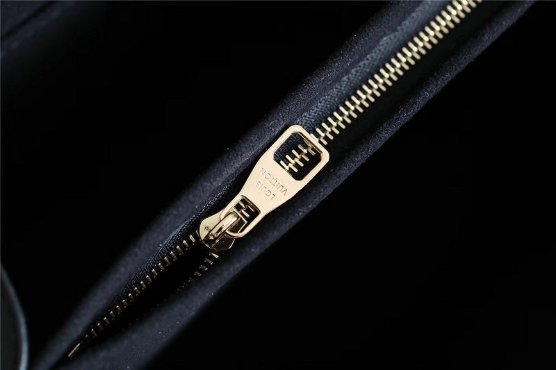 Fan Fashion Lu-Vi bags - 8136
