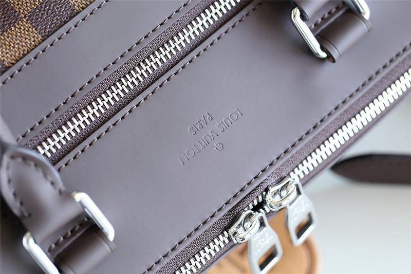 Fan Fashion Lu-Vi bags - 9862