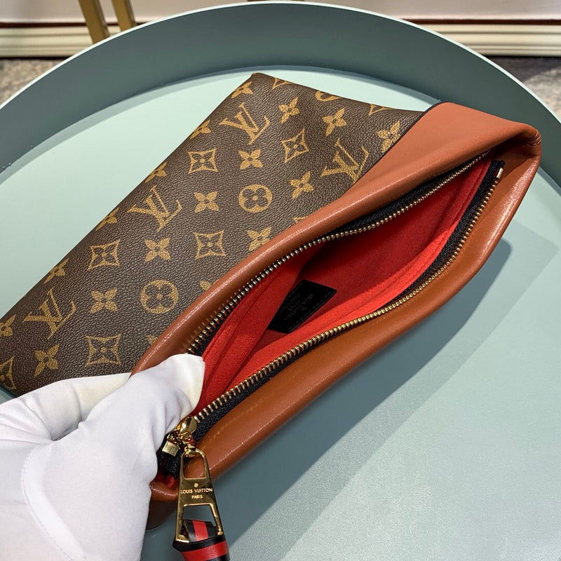 Fan Fashion Lu-Vi bags - 9035