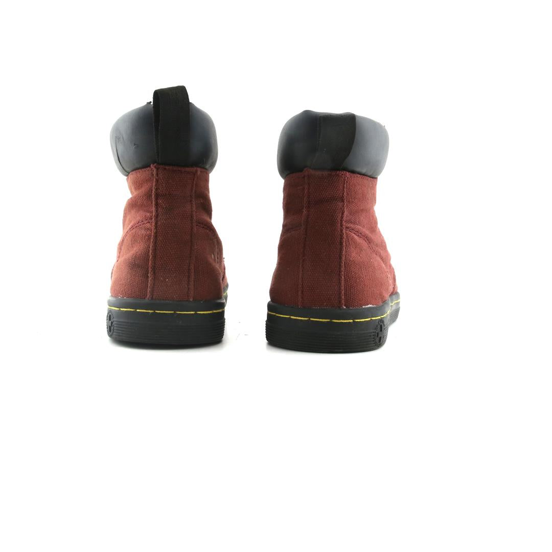 DR MARTENS  .