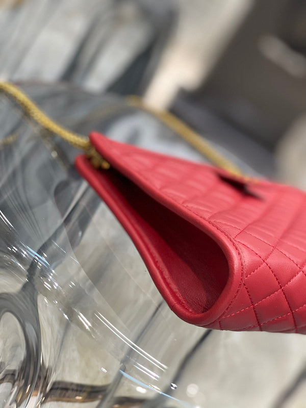 Amelia - YSL Bag - 3755
