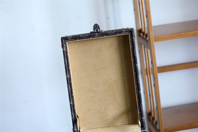 Fan Fashion Lu-Vi bags - 9512