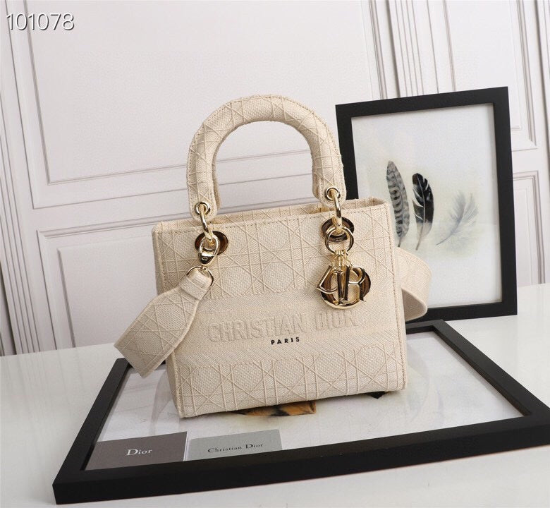 Amelia- DYOR FASHION BAGS - 086