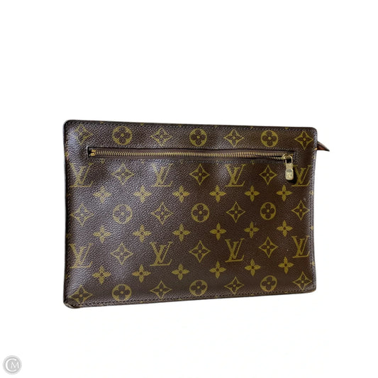 Clutch Luxury Designer By Louis Vuitton, Size: Medium