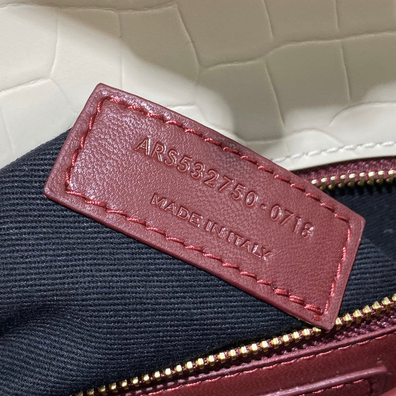 Amelia - YSL Bag - 4060